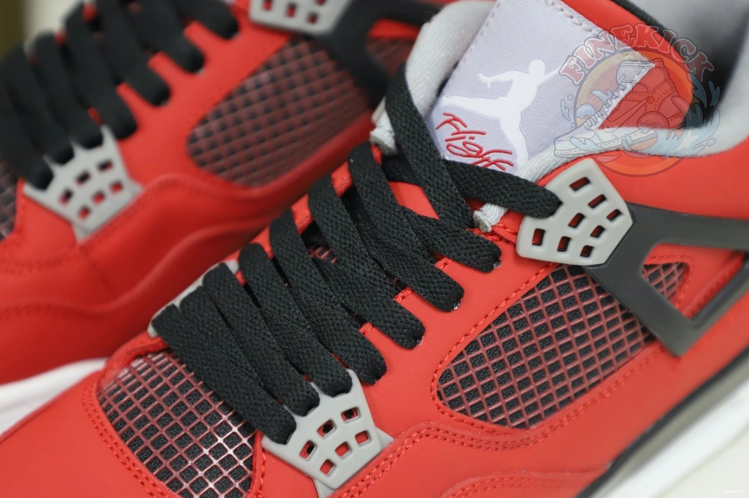 Air Jordan4 Jordan Bravo RetroToro 0117